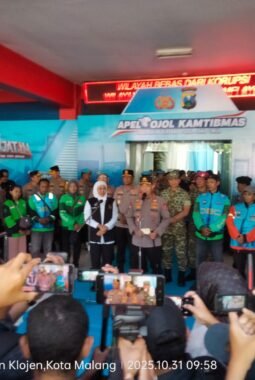Kapolri Pimpin Apel Ojol Kamtibmas di Malang: Perkuat Sinergi Polri dan Komunitas Ojol Jaga Jawa Timur Kondusif