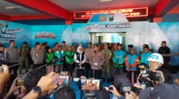 Kapolri Pimpin Apel Ojol Kamtibmas di Malang: Perkuat Sinergi Polri dan Komunitas Ojol Jaga Jawa Timur Kondusif