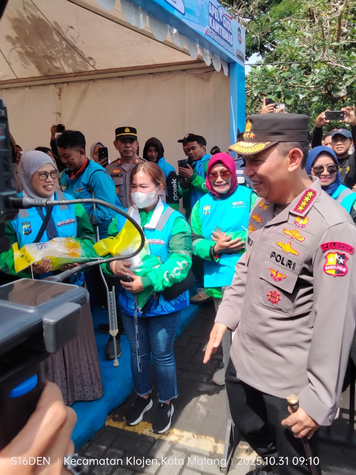Kapolri Pimpin Apel Ojol Kamtibmas di Malang: Perkuat Sinergi Polri dan Komunitas Ojol Jaga Jawa Timur Kondusif - Teropong Rakyat