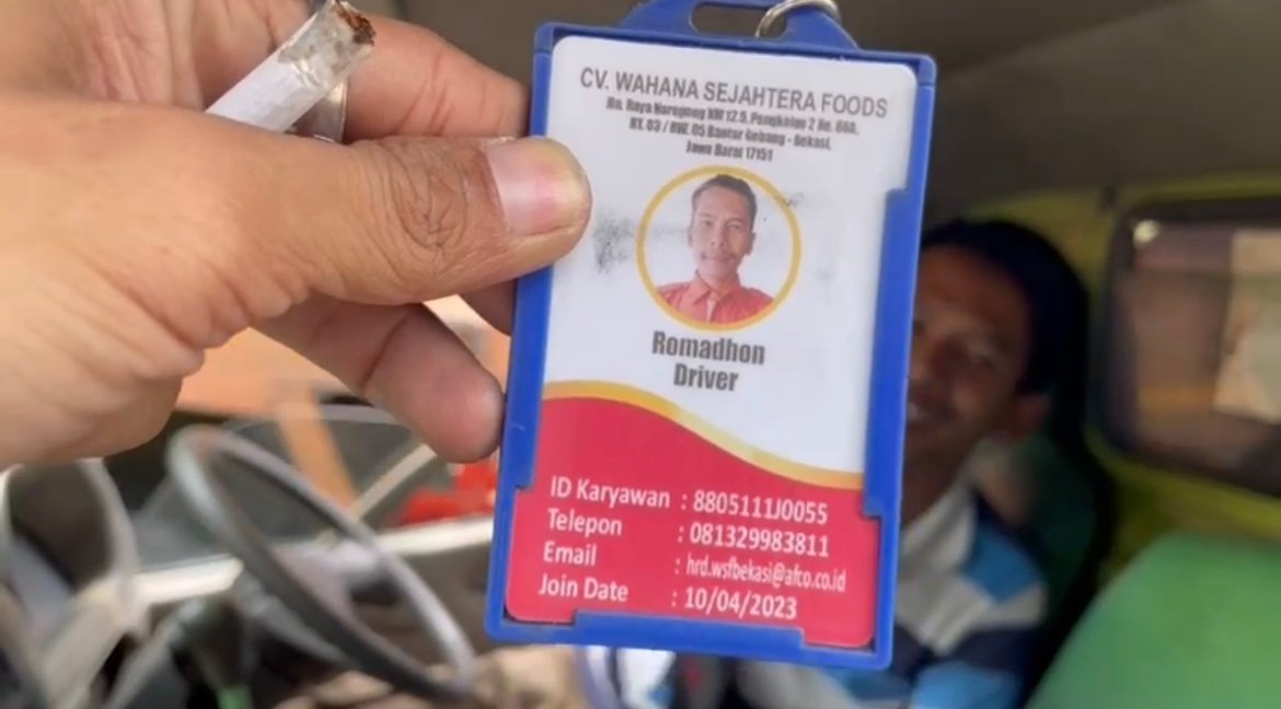 Portal Berita Indonesia dan Dunia Terkini Hari Ini, Update Harian Terbaru, Terlengkap, Tajam, Aktual dan Berimbang. Sopir Truk Pengangkut Ayam Jadi Korban Arogansi Oknum Dishub Kota Bekasi, Kadishub Tolak Berikan Klarifikasi - Teropong Rakyat