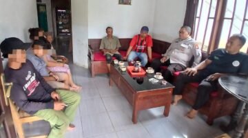 Anak di Tumpang Telepon 110 Adukan Ibu yang Memukulnya, Polisi Datang Beri Nasihat