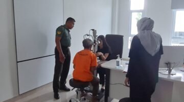 Kodim 0818 Malang-Batu dan Yayasan ISHK Tolaram Gelar Operasi Katarak Gratis dengan Pendampingan Babinsa Koramil 0818-23/Jabung