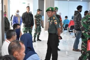 Cahaya Harapan Baru di Mata Lansia: Kodim 0818/Malang-Batu Sukses Gelar Bakti Sosial Operasi Katarak Gratis 2025 - Teropong Rakyat