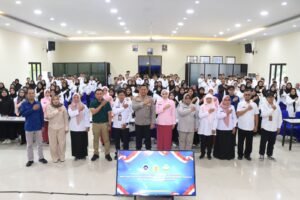 Portal Berita Indonesia dan Dunia Terkini Hari Ini, Update Harian Terbaru, Terlengkap, Tajam, Aktual dan Berimbang. Polres Malang Gelar Tes Kesehatan dan Pelatihan Keamanan Pangan bagi Relawan SPPG Polri - Teropong Rakyat