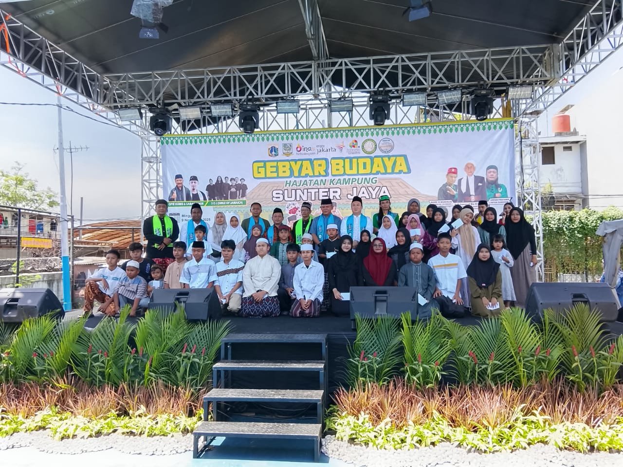 Dari Silat Hingga Santunan: Gebyar Budaya Sanggar Sinlamba Batavia Sentuh Hati Warga Sunter Jaya