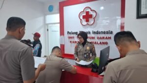 Serdik Sespimma Angkatan 74 Gelar Donor Darah di PMI Malang, Wujud Kepedulian untuk Sesama - Teropong Rakyat