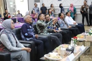 Wali Kota Wahyu Hidayat Apresiasi Tim Kesehatan Porprov IX Jawa Timur - Teropong Rakyat