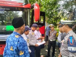 Polres Malang Gelar Ramp Check di Terminal Kepanjen, Bus Antarprovinsi Jadi Sasaran Operasi Zebra - Teropong Rakyat