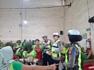 Satlantas Polres Malang Gelar Sosialisasi OPS Zebra Semeru 2025 di Kecamatan Pakisaji - Teropong Rakyat