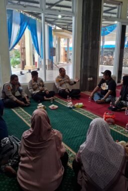 Polsek Sunda Kelapa Gelar Ngopi Kamtibmas Bersama Majelis Taklim At Taufiqul Mubarok