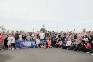 Portal Berita Indonesia dan Dunia Terkini Hari Ini, Update Harian Terbaru, Terlengkap, Tajam, Aktual dan Berimbang. Satlantas Polres Malang Gandeng Komunitas Gelar Edukasi Keselamatan Berkendara - Teropong Rakyat