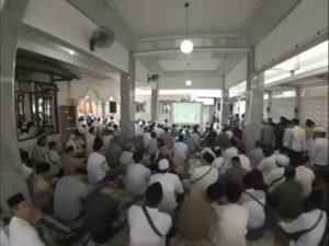 Gus Imin Hadiri Haul ke-21 KH. Muhsin Syafi’i, Tegaskan Pesantren sebagai Garda Utama Pemberdayaan Umat - Teropong Rakyat