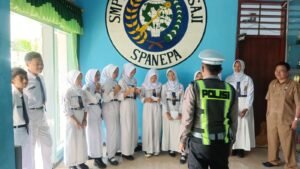 Satlantas Polres Malang Gelar Sosialisasi Operasi Zebra Semeru 2025 di Pakisaji - Teropong Rakyat