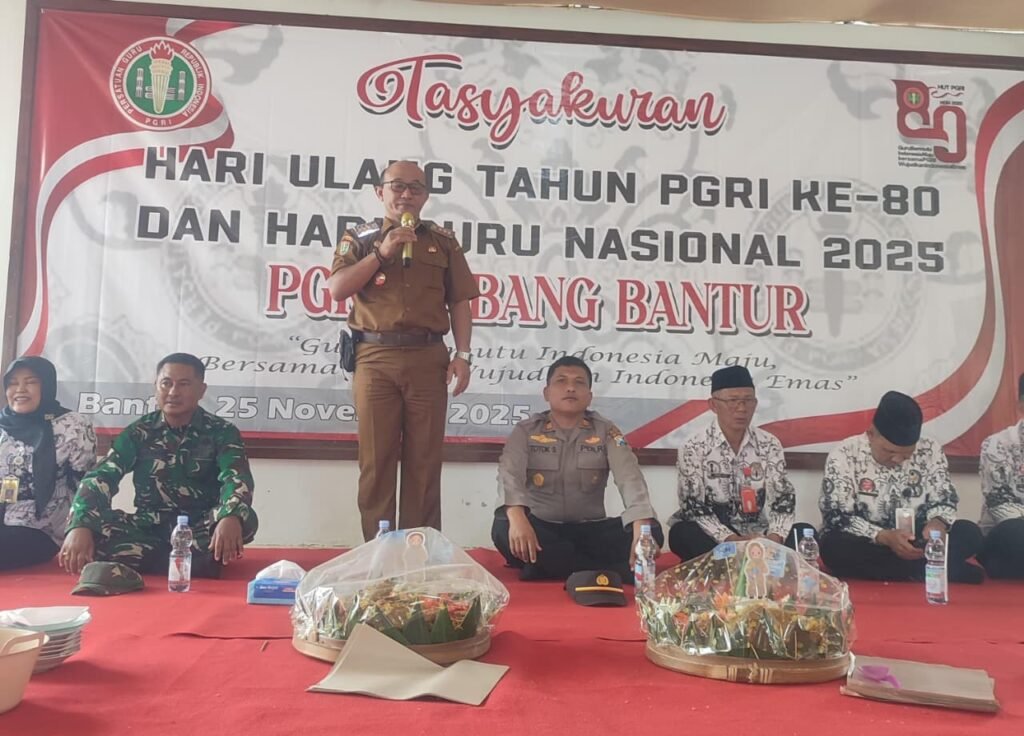 HUT PGRI & Hari Guru di Bantur: Momentum Tingkatkan Profesionalitas Pendidik - Teropong Rakyat
