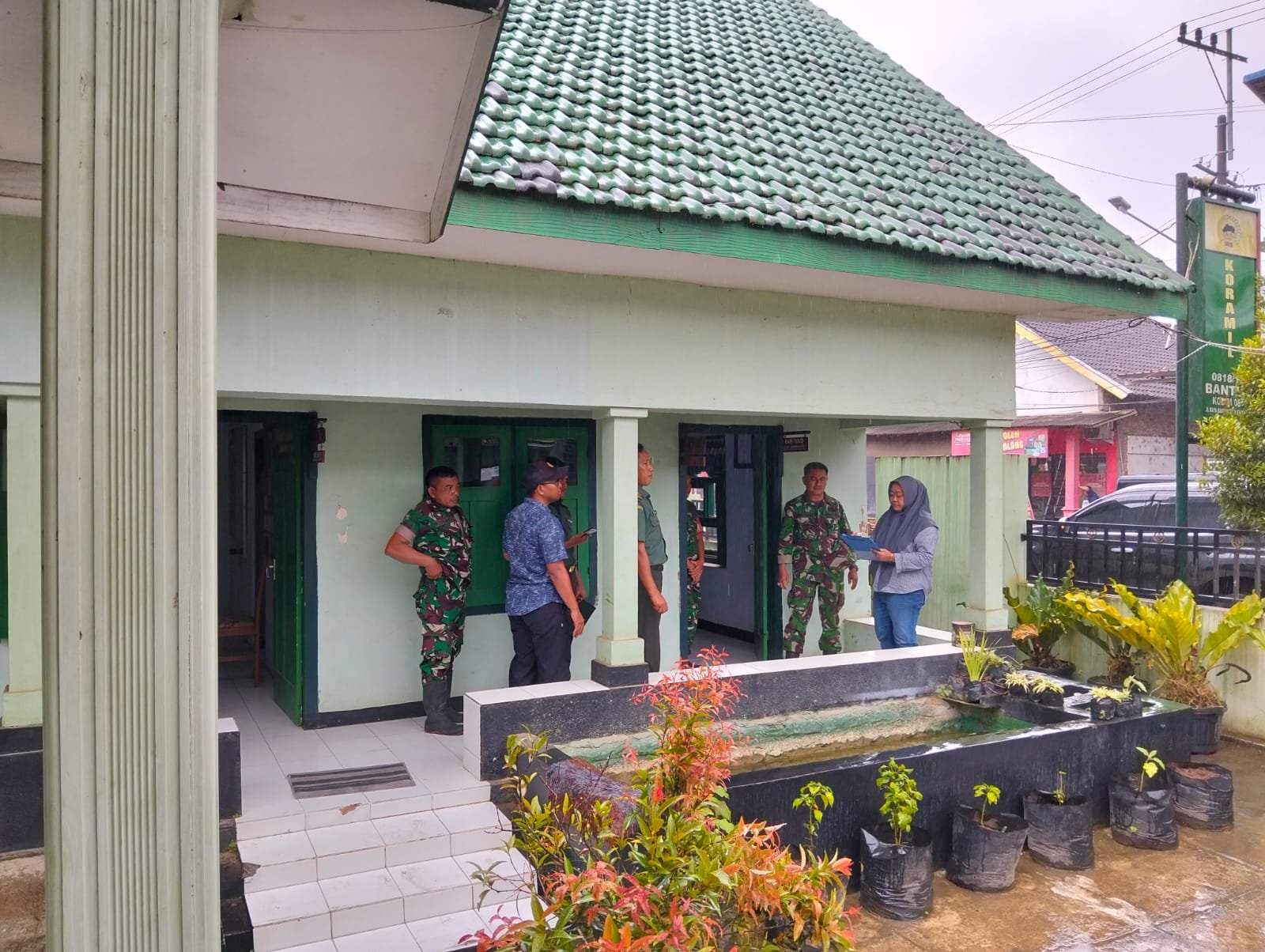 Koramil 12 Bantur Bersiap Lakukan Renovasi, Tim DenZibang V Lakukan Peninjauan