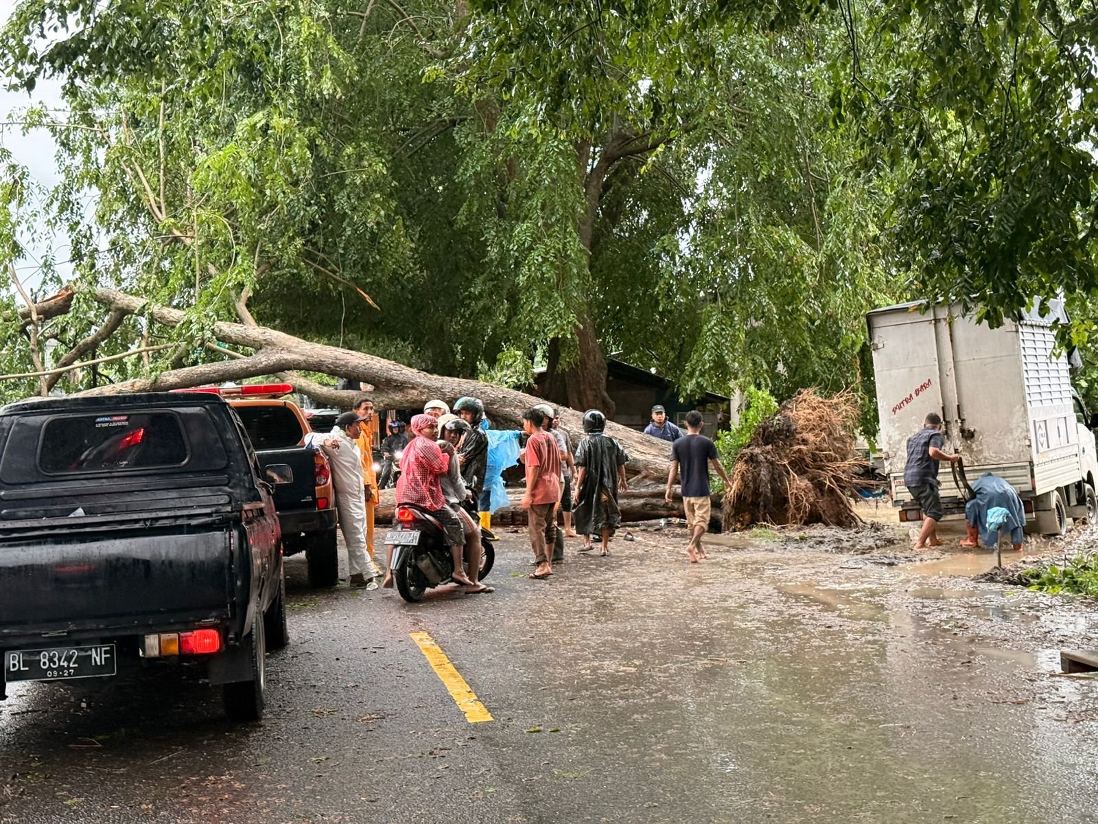 Aceh Tetapkan Status Tanggap Darurat Banjir, Mualem: Keselamatan Warga Prioritas - Teropong Rakyat