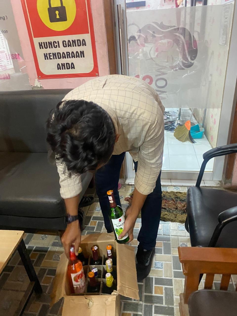 Ops Miras Sat Res Narkoba Sisir Wilayah Kota Cirebon - Teropong Rakyat