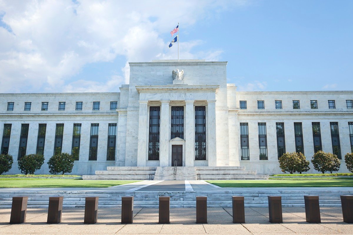 Ekspektasi Pasar Bergeser, Pemangkasan Suku Bunga The Fed Mungkin Mundur ke 2026