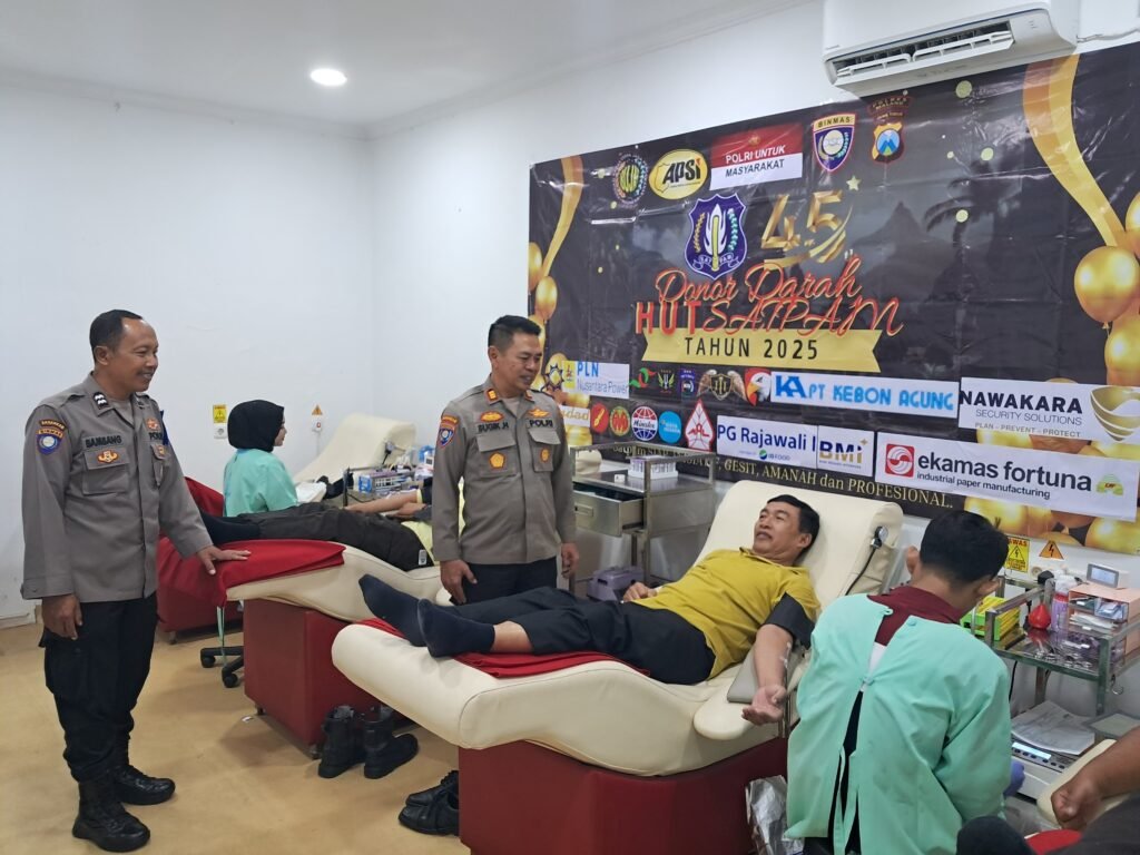 HUT ke - 45 Satpam kabupaten Malang tebar kepedulian Lewat Donor darah - Teropong Rakyat