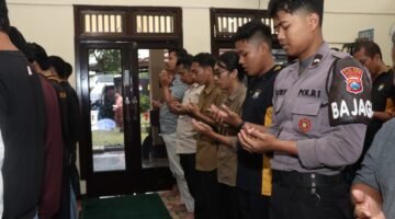 Polres Malang Gelar Salat Ghaib untuk Korban Banjir Sumatra