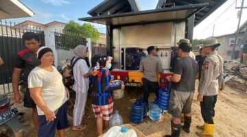 Air Bersih Didistribusikan, Polda Sumut Bantu Pulihkan Kondisi Masyarakat Tapteng