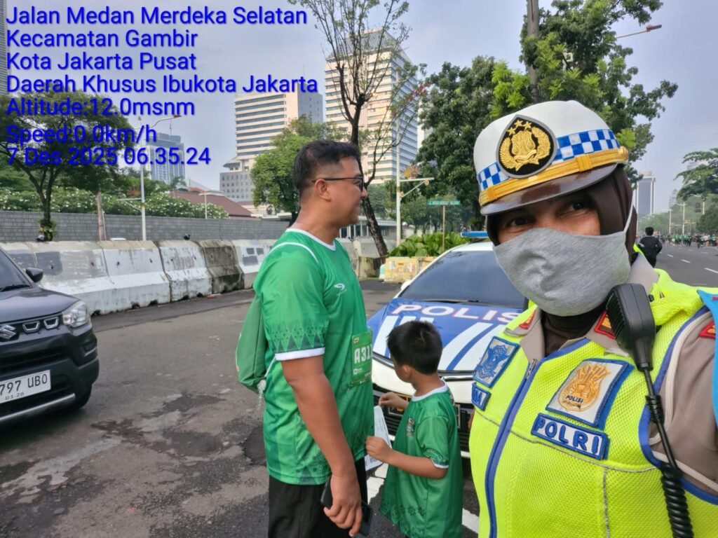 Portal Berita Indonesia dan Dunia Terkini Hari Ini, Update Harian Terbaru, Terlengkap, Tajam, Aktual dan Berimbang. Anak Hilang di Lomba Lari Milo Active Indonesia Race 2025 di Gambir Ditemukan Selamat - Teropong Rakyat