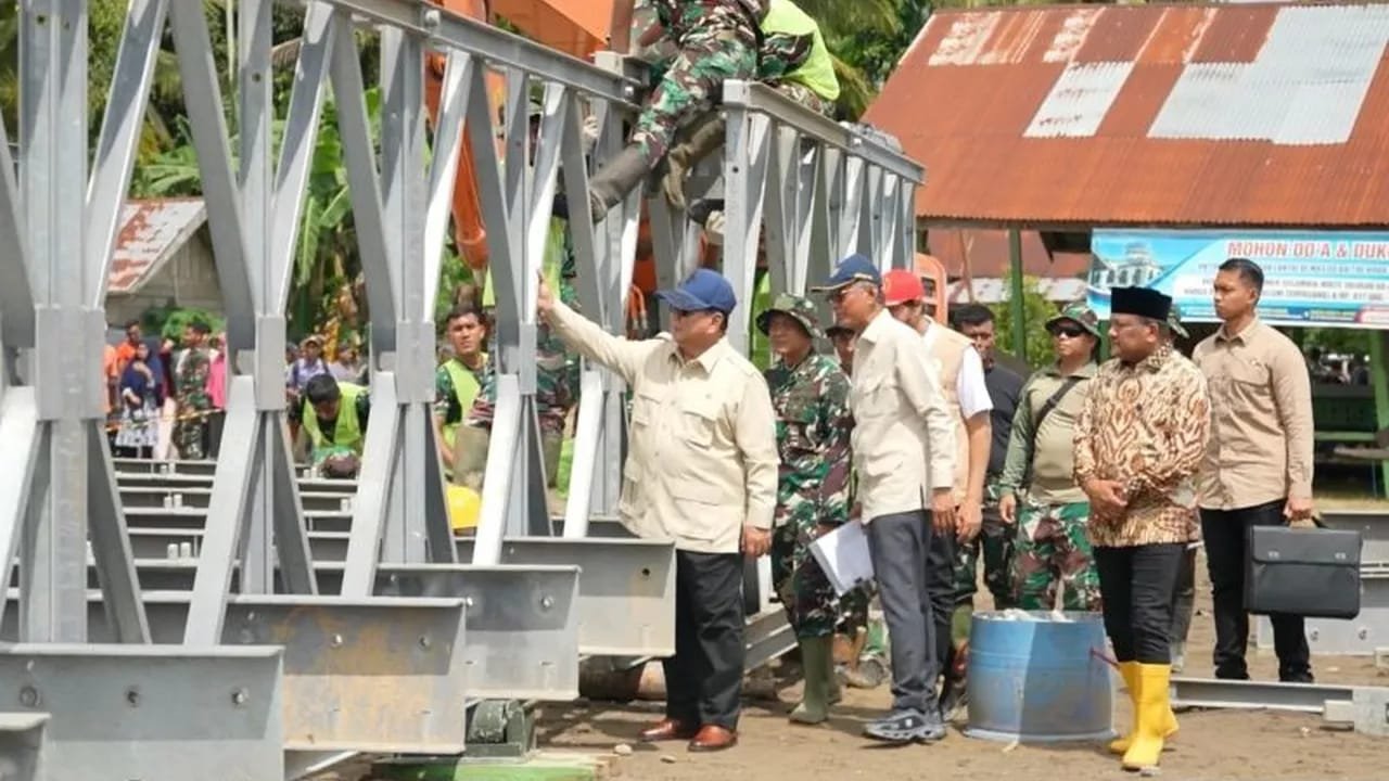 Prabowo Murka: Tegaskan Tak Ada yang Boleh Cari Untung di Tengah Derita Bencana Sumatera