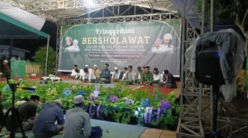 Khotmil Qur’an dan Maulid Nabi di Ponpes Miftahush Shibyan, Ribuan Jamaah Padati Halaman Pesantren
