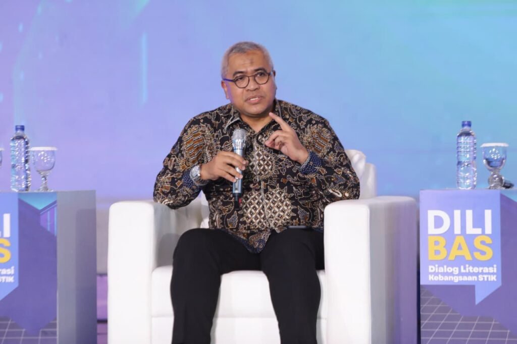 Portal Berita Indonesia dan Dunia Terkini Hari Ini, Update Harian Terbaru, Terlengkap, Tajam, Aktual dan Berimbang. Diskusi Dilibas STIK Tutup Episode Terakhir, Irjen Eko Rudi Sudarto: Ruang Refleksi untuk Polri yang Lebih Baik - Teropong Rakyat