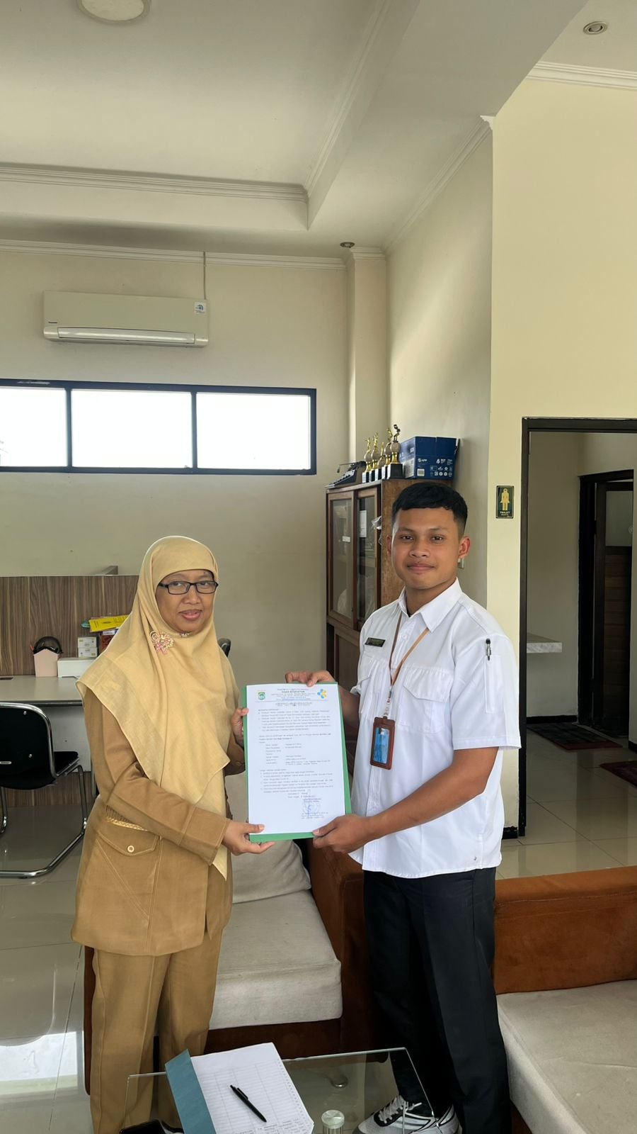 SPPG Malang Turen Kemulan Terima Sertifikat Laik Higienitas Sanitasi dari Dinas Kesehatan Kabupaten Malang