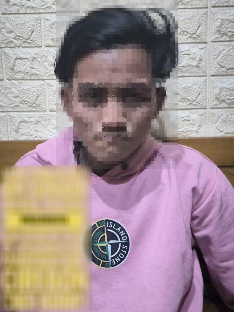 Portal Berita Indonesia dan Dunia Terkini Hari Ini, Update Harian Terbaru, Terlengkap, Tajam, Aktual dan Berimbang. Resmob Polres Cirebon Kota Amankan Terduga Pelaku Curas Di Pangenan - Teropong Rakyat