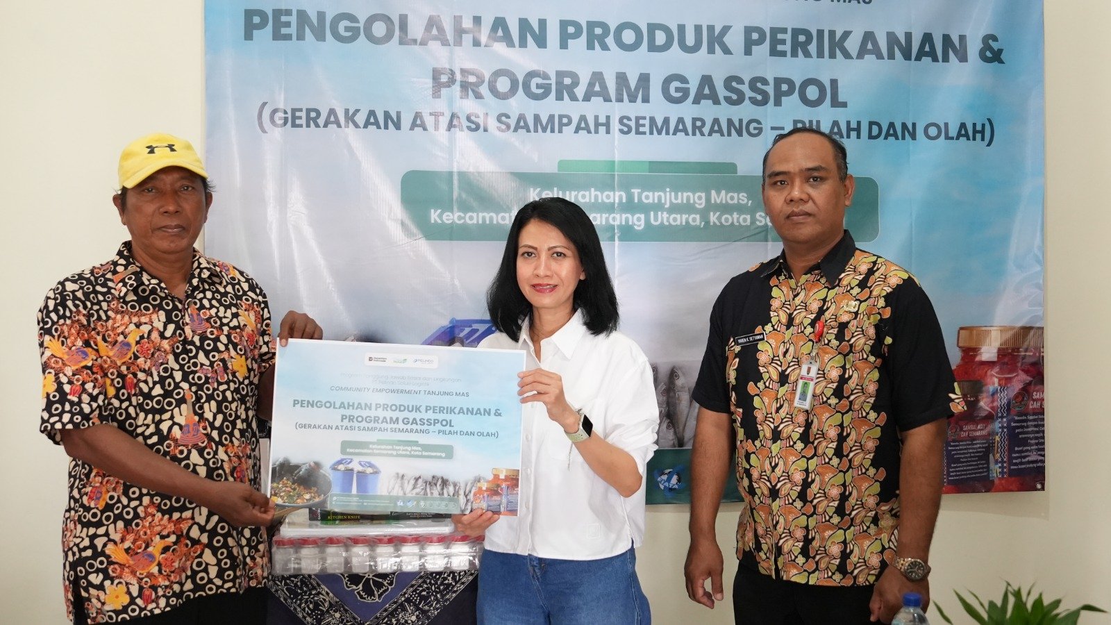 PT Pelindo Solusi Logistik Dorong Pemberdayaan Masyarakat Pesisir melalui Program TJSL Community Empowerment Tanjung Mas