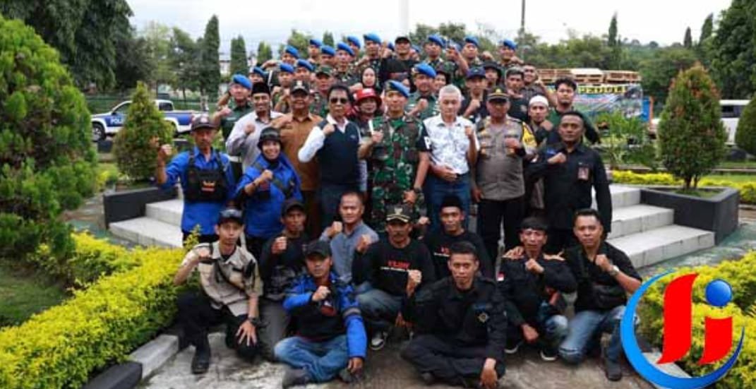 Tim GJ Pasuruan, Lawang Peduli Dan STRKTB Ambulance Malang Salurkan Donasi Bencana Ke Lumajang
