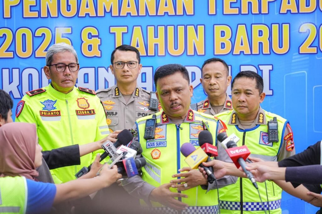Portal Berita Indonesia dan Dunia Terkini Hari Ini, Update Harian Terbaru, Terlengkap, Tajam, Aktual dan Berimbang. Puncak Arus Mudik Nataru Terjadi 24 Desember, Fatalitas Kecelakaan Turun 23,23 Persen - Teropong Rakyat
