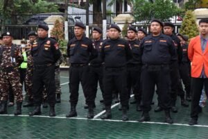 Portal Berita Indonesia dan Dunia Terkini Hari Ini, Update Harian Terbaru, Terlengkap, Tajam, Aktual dan Berimbang. Senkom Mitra Polri Kabupaten Malang Turut Siaga, Apel Operasi Lilin Semeru 2025 Tegaskan Kesiapan Pengamanan Nataru - Teropong Rakyat