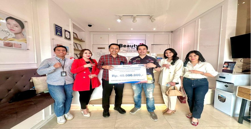 Portal Berita Indonesia dan Dunia Terkini Hari Ini, Update Harian Terbaru, Terlengkap, Tajam, Aktual dan Berimbang. Perkuat Kemitraan Premium Merchant, BRI KC Jakarta Jelambar Hadiri Anniversary Beauty+ - Teropong Rakyat