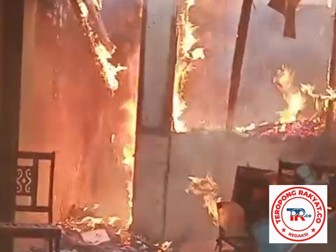 Tabung Gas Meledak Saat Memasak, Rumah Makan Padang di Bogor Ludes Terbakar