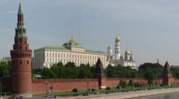 Rusia Sebut Ancaman AS Caplok Greenland Luar Biasa, Moskow Klaim Terus Pantau Situasi