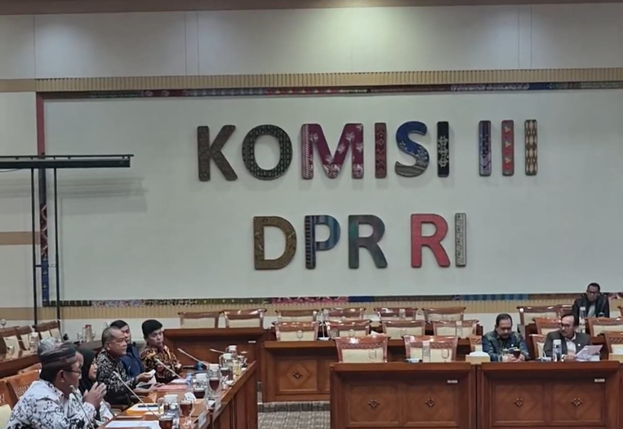 Advokasi Guru Menggema di Senayan, Rocky Candra dan TIDAR Dorong RUU Perlindungan Guru ke BALEG DPR RI - Teropong Rakyat