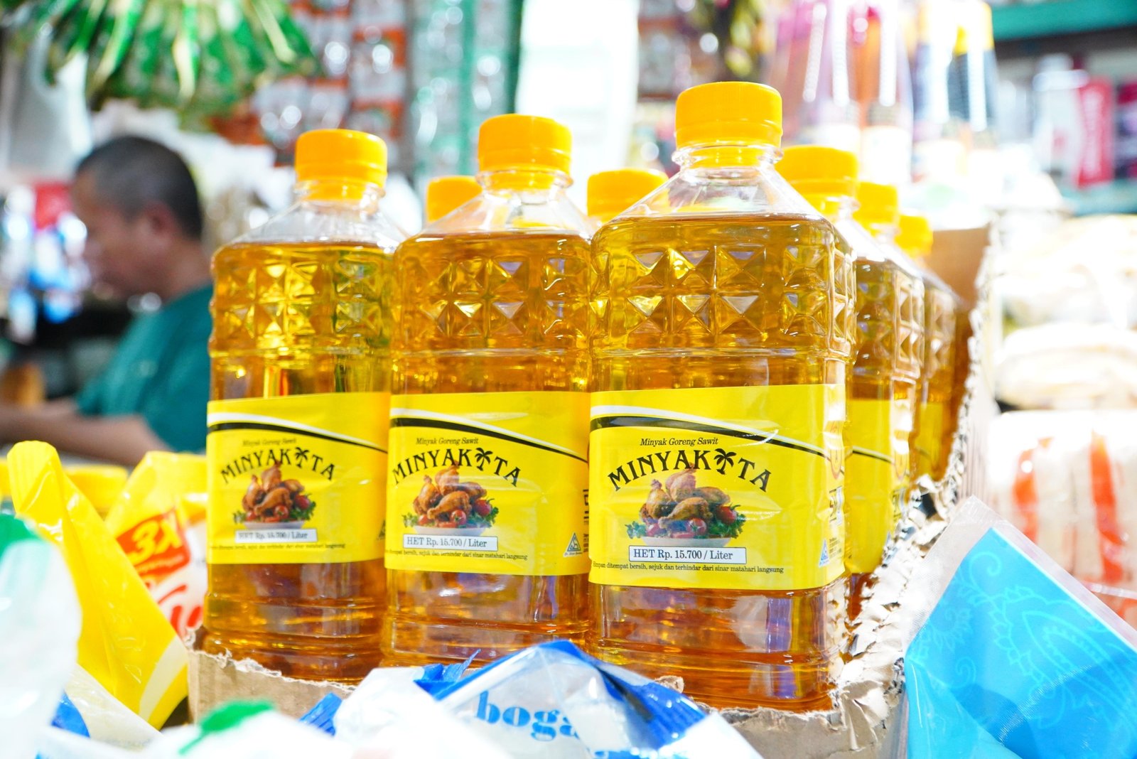 Cegah Gejolak Minyak Goreng, Pemerintah Kebut Intervensi BUMN Pangan - Teropong Rakyat