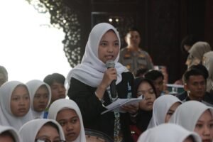 Polres Malang Optimalkan Peran Ketua OSIS dalam Pemeliharaan Kamtibmas Menuju Indonesia Emas 2045 - Teropong Rakyat