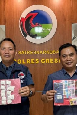 Polres Gresik Amankan Tersangka Pengedar Ribuan Pil Koplo di Tlogopojok