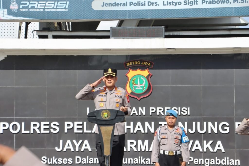 Portal Berita Indonesia dan Dunia Terkini Hari Ini, Update Harian Terbaru, Terlengkap, Tajam, Aktual dan Berimbang. Polres Pelabuhan Tanjung Priok Gelar Apel Gabungan Potensi Masyarakat, Perkuat Sinergi Jaga Kamtibmas - Teropong Rakyat