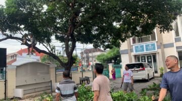 Sambut Hari Jadi ke-340 Kota Pasuruan, Warga LDII PC Bugulkidul Gelar Kerja Bakti Lingkungan