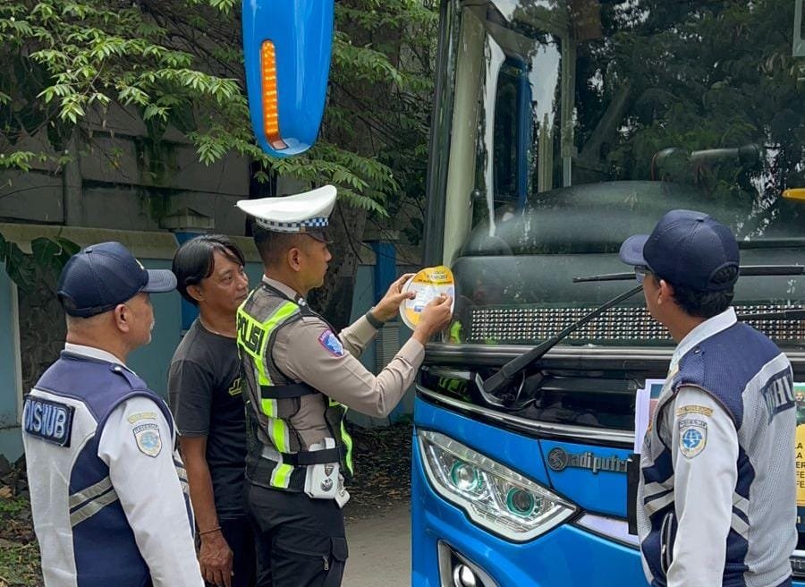 Operasi Keselamatan Semeru 2026 Polres Mojokerto Kota Pastikan Kelaikan Angkutan Umum - Teropong Rakyat