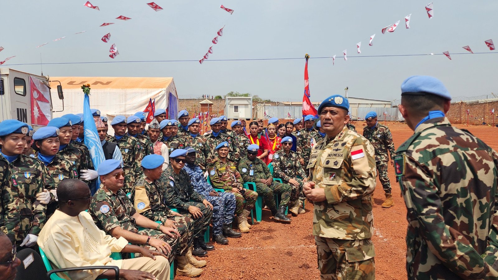 DFC MINUSCA Mayjen TNI M. Asmi Tinjau Kesiapan (Commander Visit) Kontingen Nepal HRPB di Obo Afrika Tengah - Teropong Rakyat