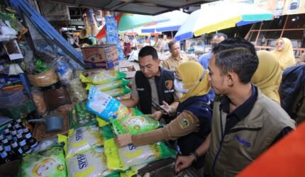 Satgas Pangan Polres Madiun Sidak Pasar Antisipasi Lonjakan Harga Bapokting Jelang Ramadhan - Teropong Rakyat