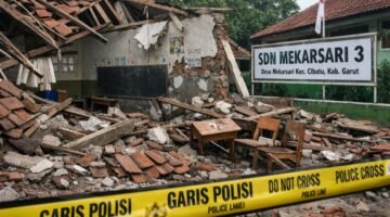 Ruang Kelas SDN Mekarsari 3 Ambruk, Penggunaan Dana BOS dan Pengawasan Disdik Disorot