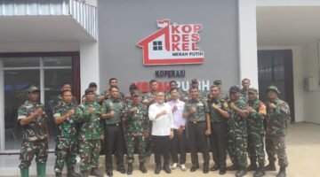 Menko Pangan Zulkifli Hasan Kunker ke Kepanjen, Tinjau SPPG hingga KDKMP