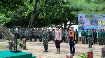 600 Personel Gabungan Bersihkan Pantai Balekambang, Wujudkan Gerakan ASRI di Kabupaten Malang